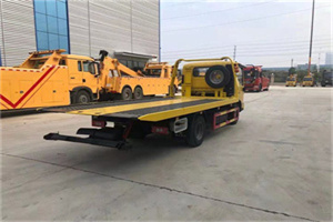 和县非事故拖车